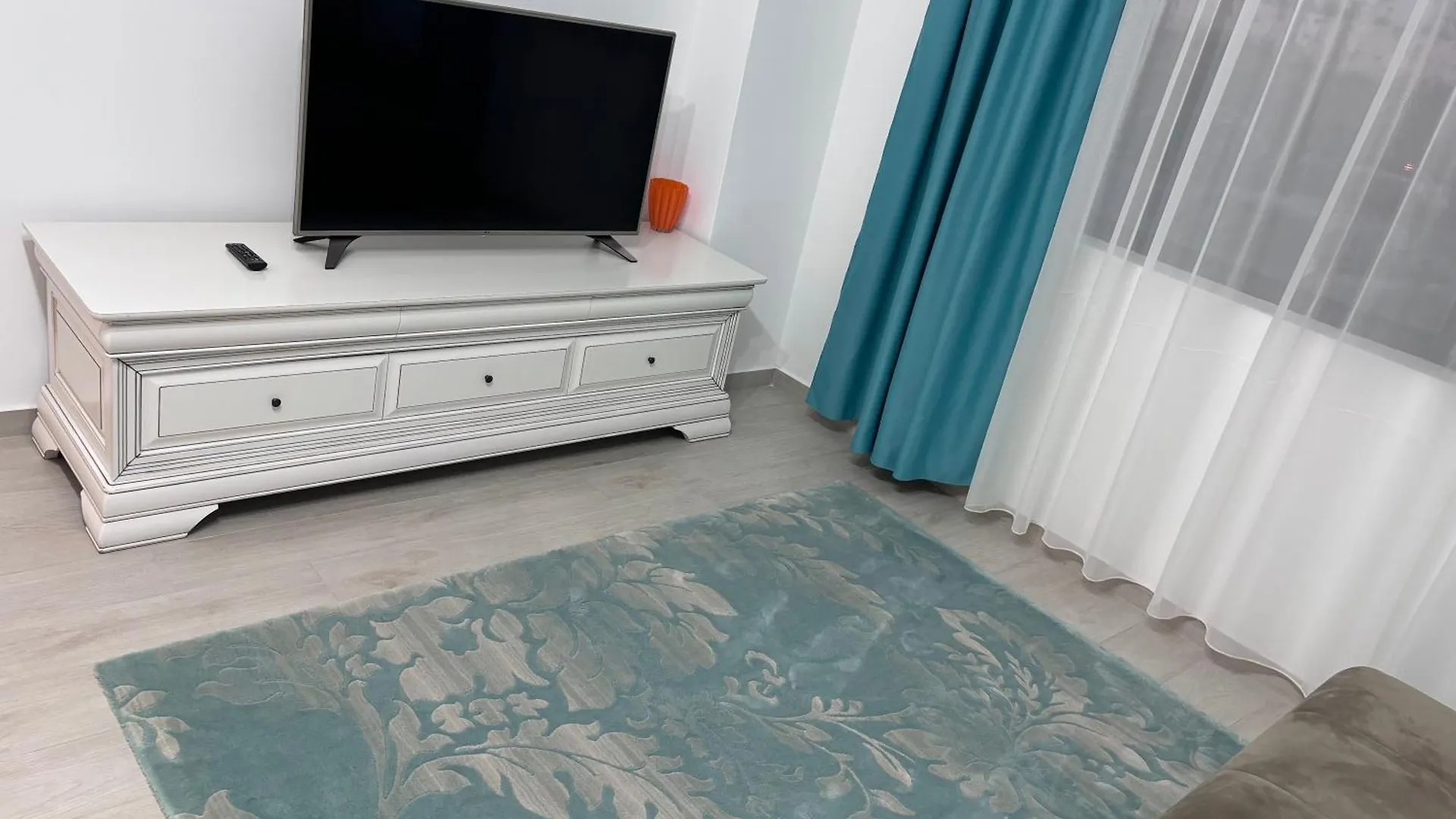 Smart Home Apartment Bucharest 0*,